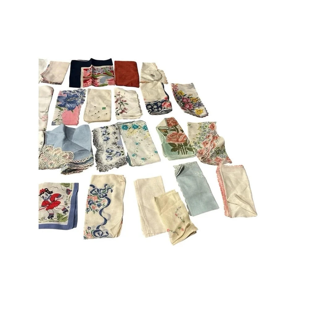 Vintage‎ Embroidered Lace Etc Handkerchiefs Lot of 26 Ladies Hankies Florals